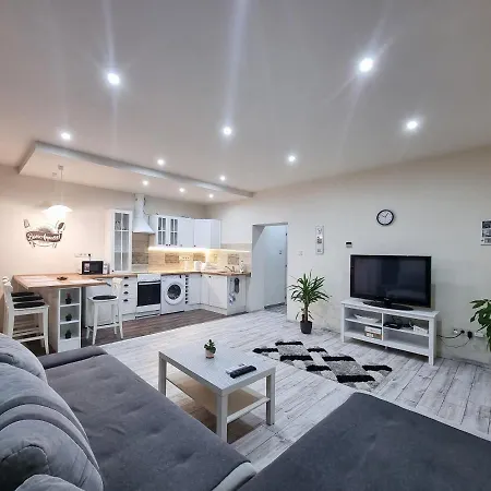 Apartment High Street Miskolc