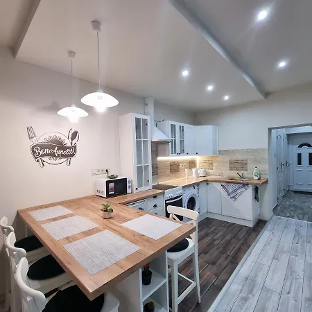 High Street * Miskolc